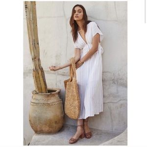 ASTR Sierra Midi Dress